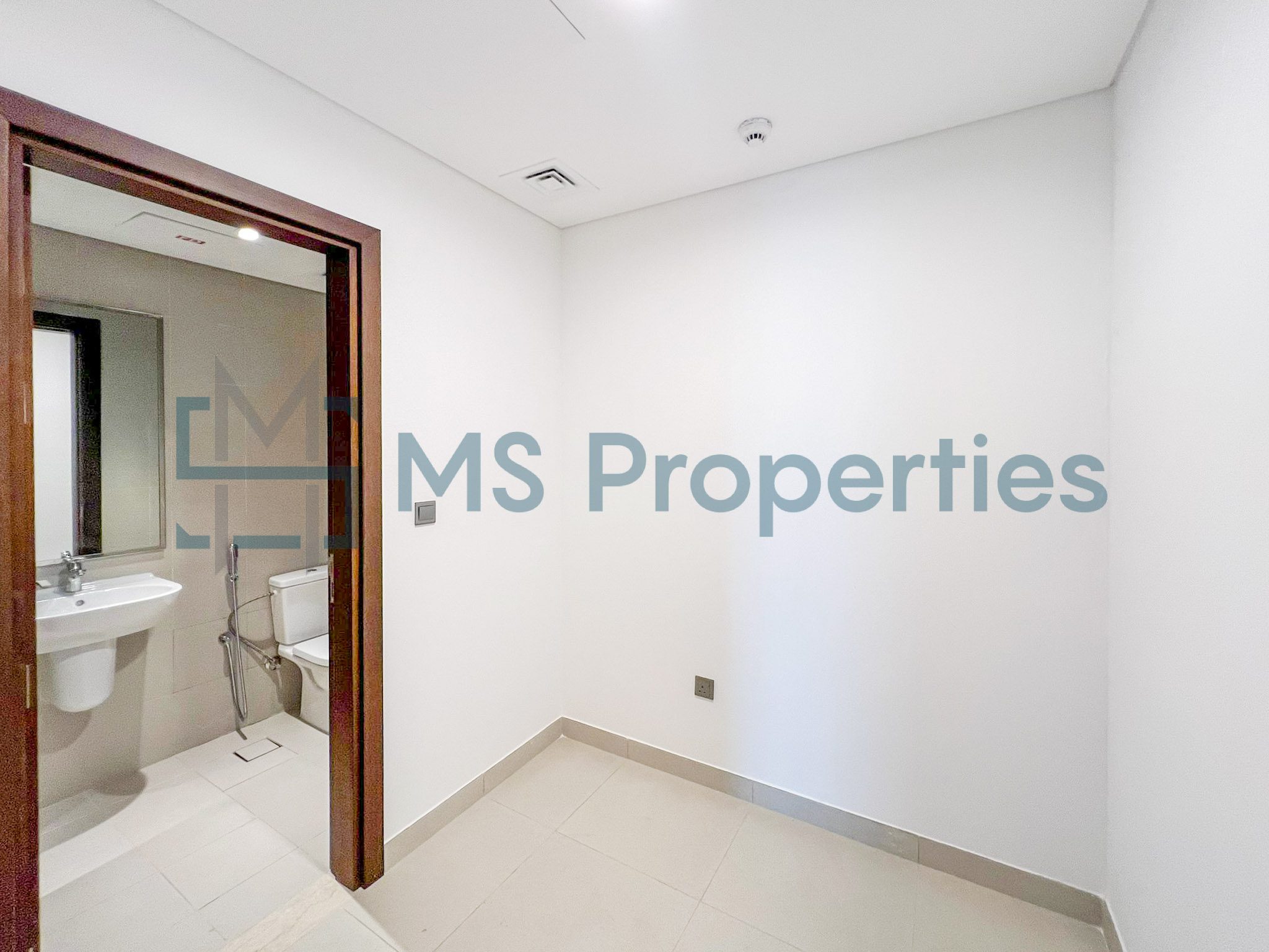 Marina View | 2BHK + Maid Room | One Month FREE