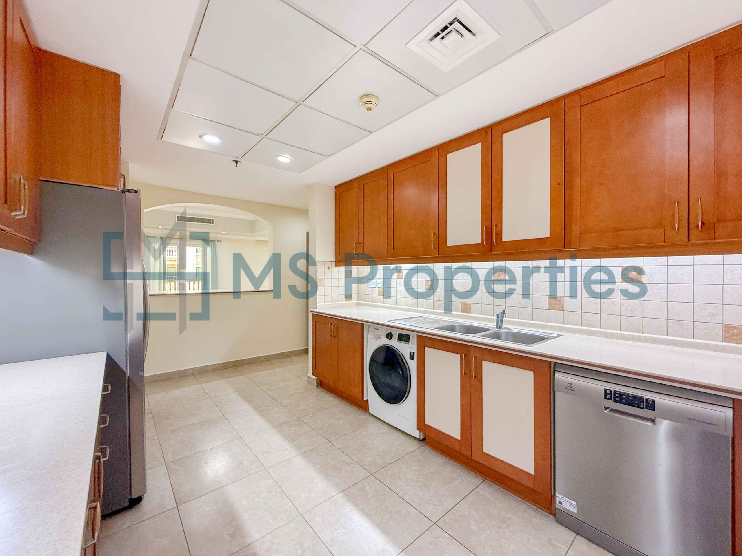 Spacious | 2BHK Apartment with Balcony | The Pearl