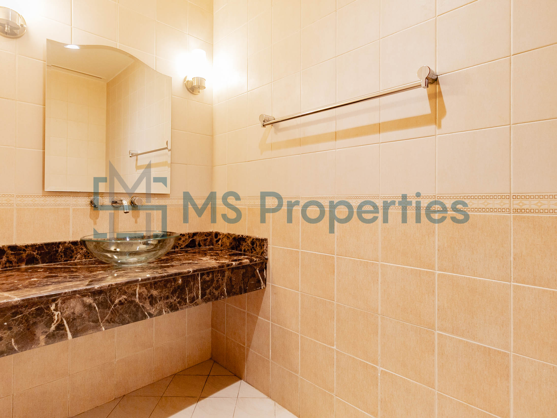 Stunning 2BHK Flat | Including Utilities | The Pearl