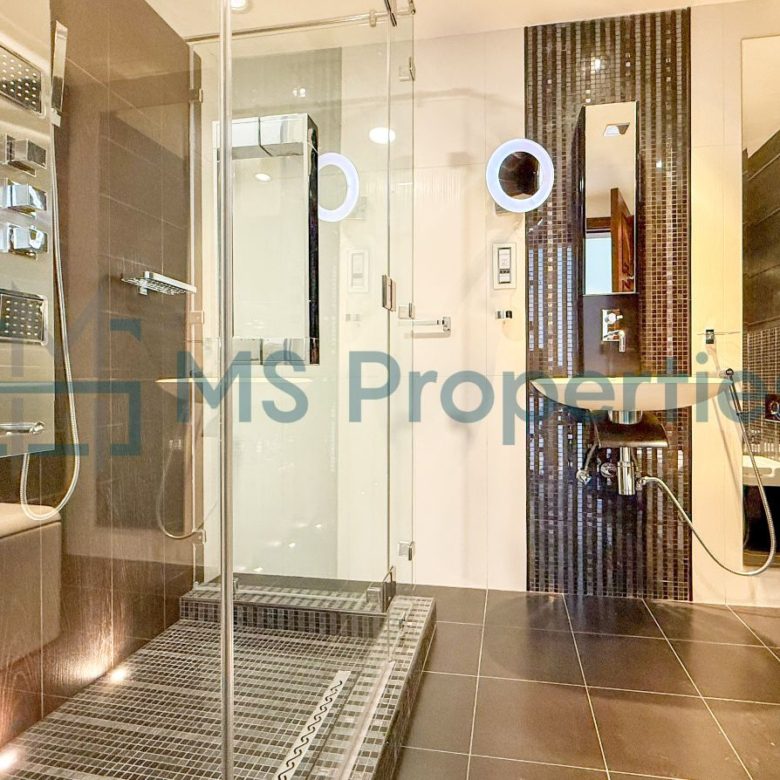 Luxury 7BHK+Maid Penthouse with Balcony +Bills Included