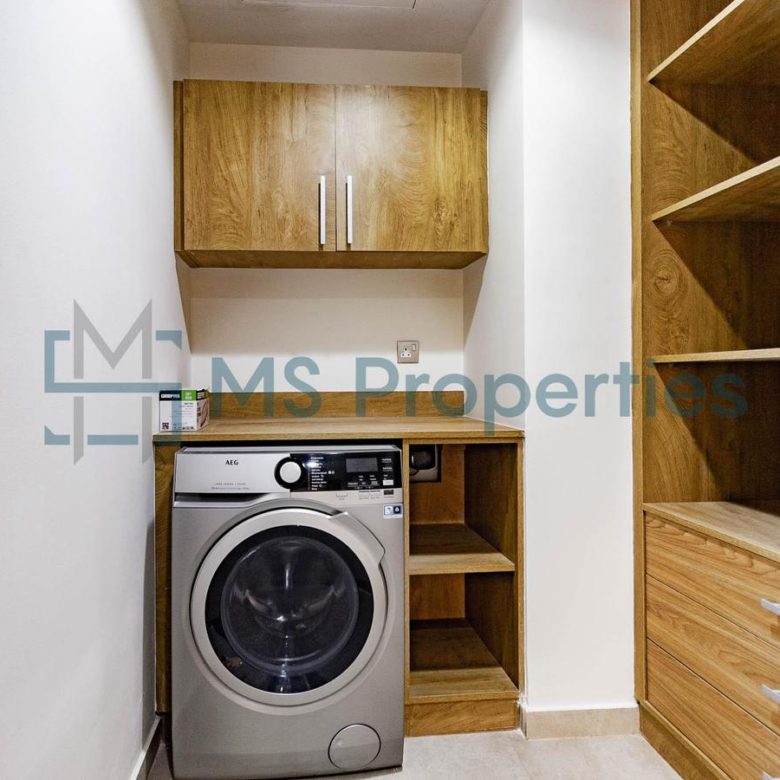 Clean | 1BHK with Balcony | +Bills+WiFi Included