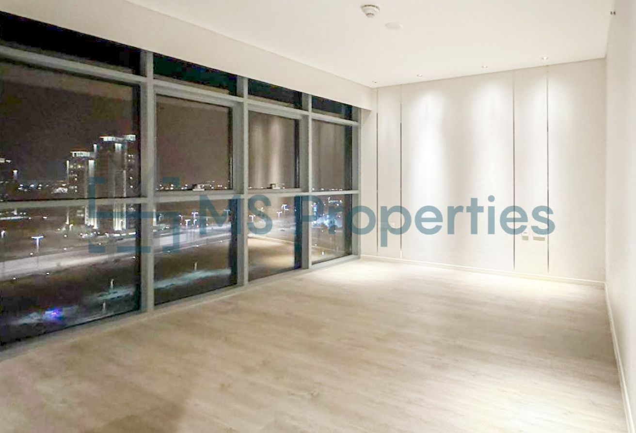 Amazing Deal | 1BHK Apartment | with Balcony