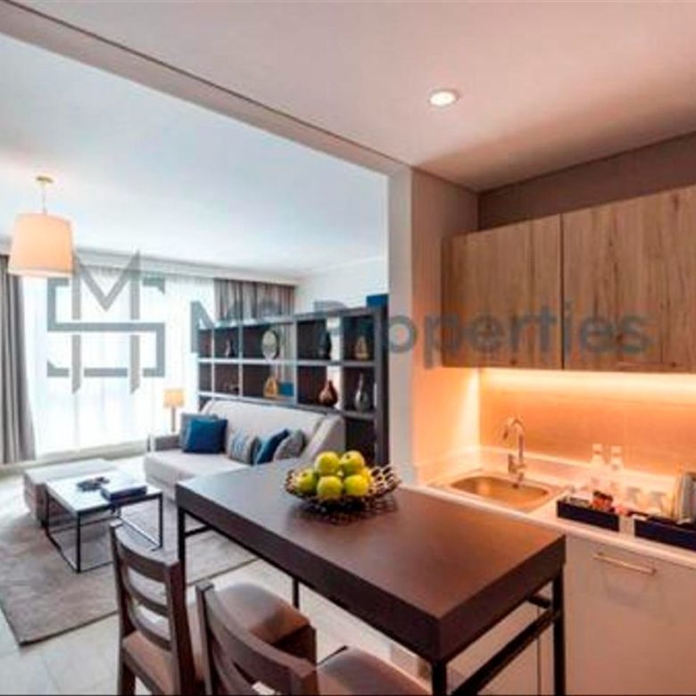 Dive into Luxury Studio Apartment in West Bay