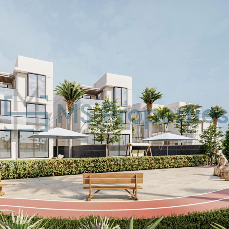Prestigious 3-Bedroom Townhouse with Garden View