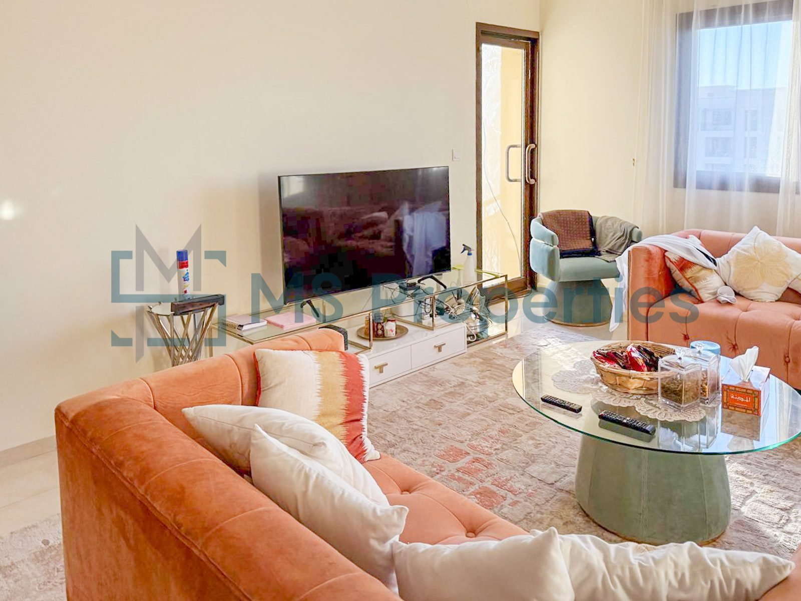 Classic and Amazing 1BHK Flat In Fox Hills For Sale