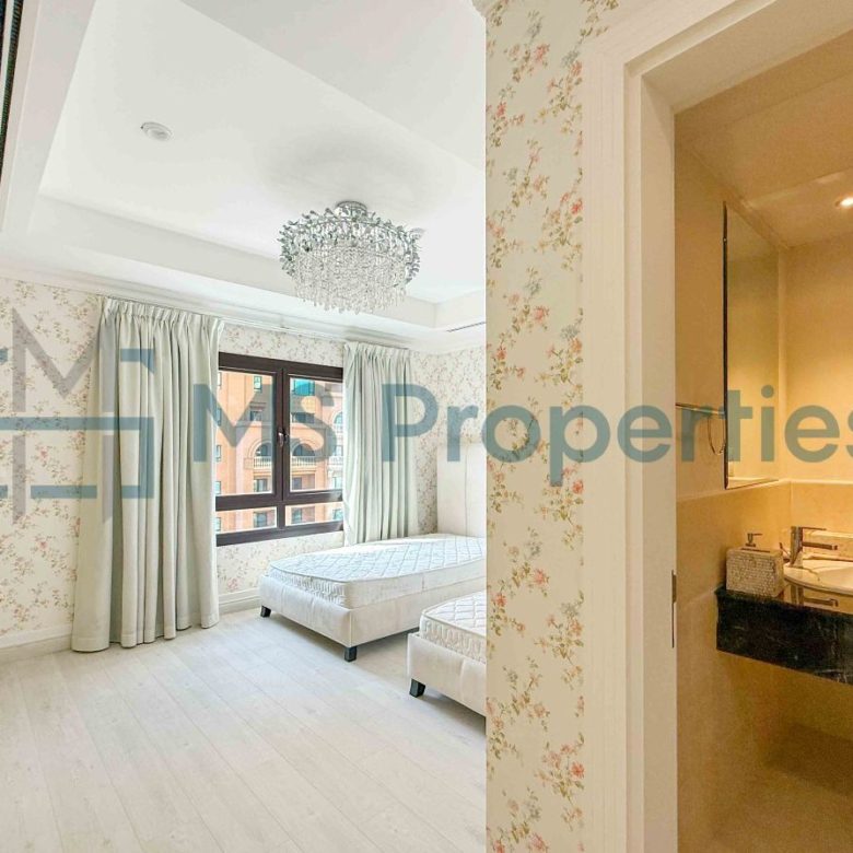 Prestigious | 3BHK Apartment with Huge Balcony Sea View