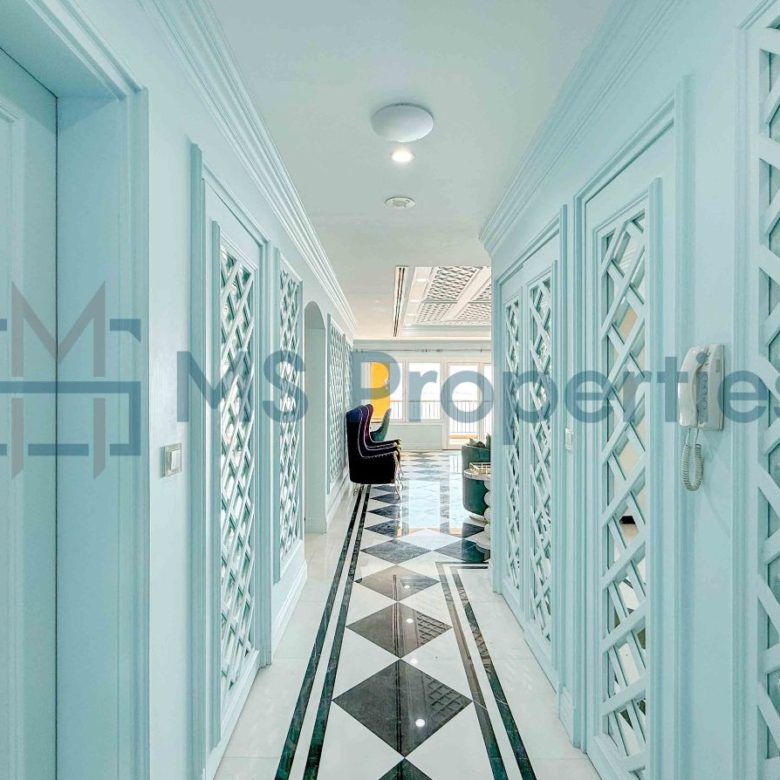 Prestigious | 3BHK Apartment with Huge Balcony Sea View