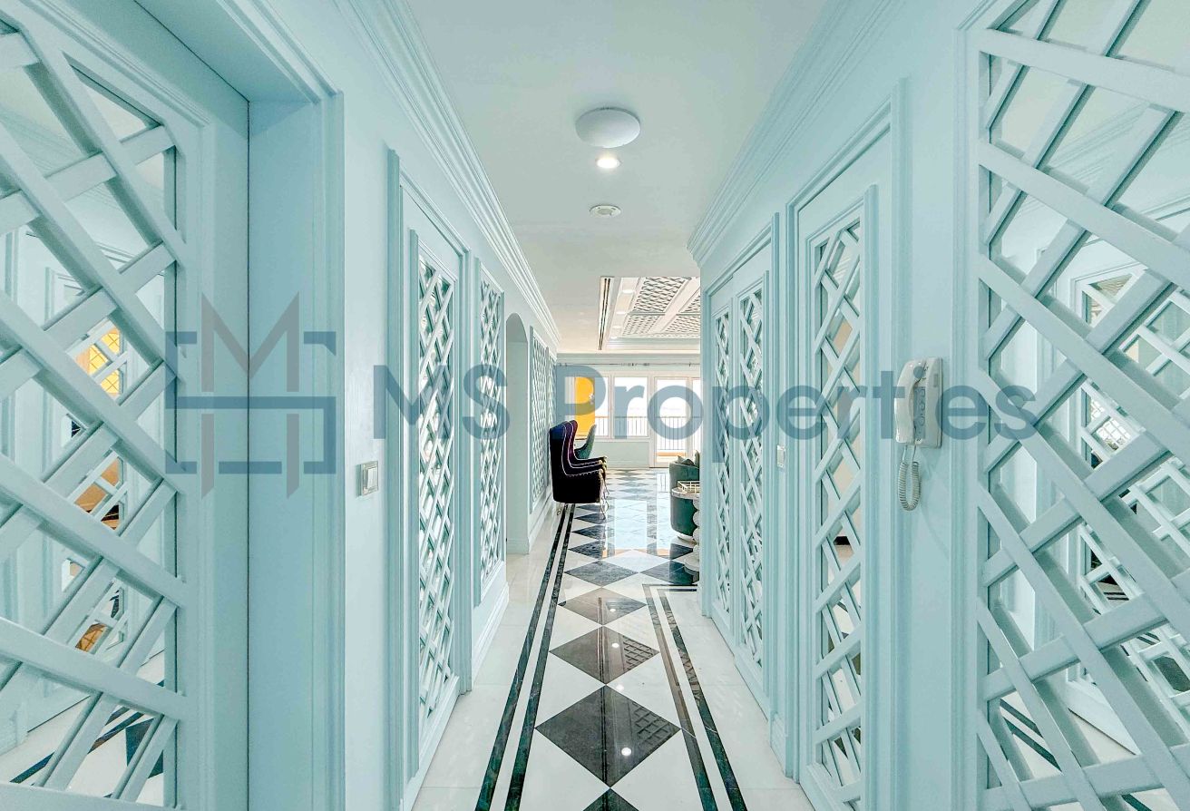 Prestigious | 3BHK Apartment with Huge Balcony Sea View