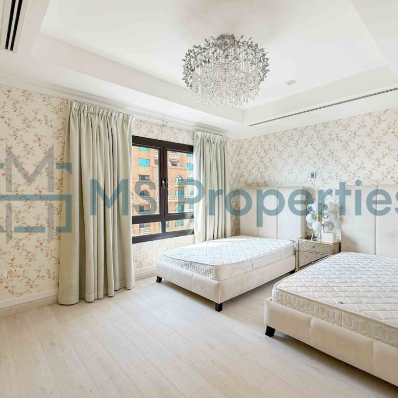 Prestigious | 3BHK Apartment with Huge Balcony Sea View