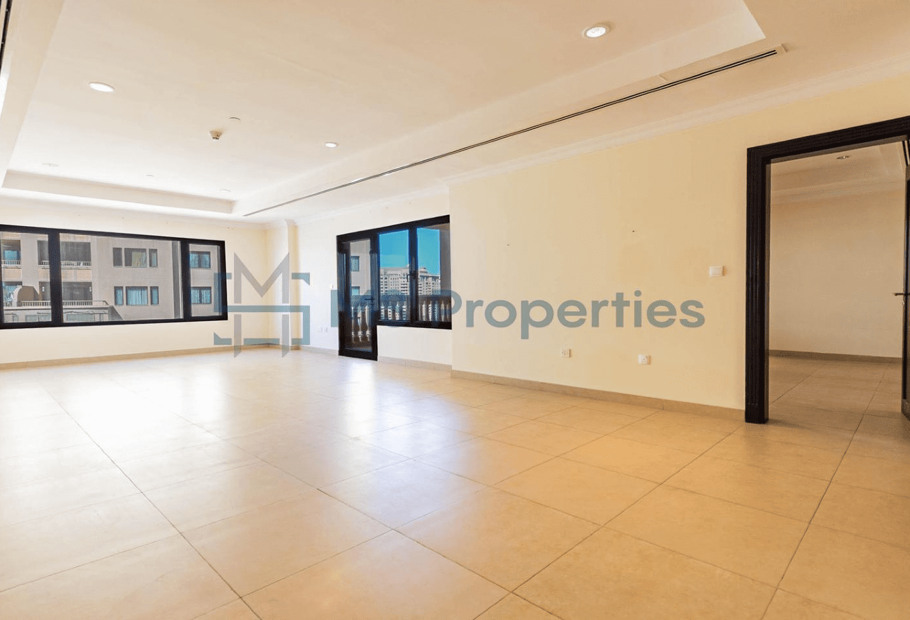Spacious and Homy 1BHK+Office Flat in Prime Area