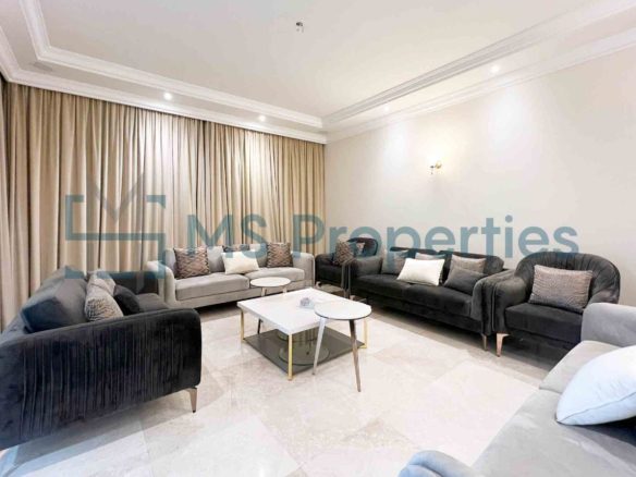 Perfect Space | 5BR+Maids Villa | View Balcony
