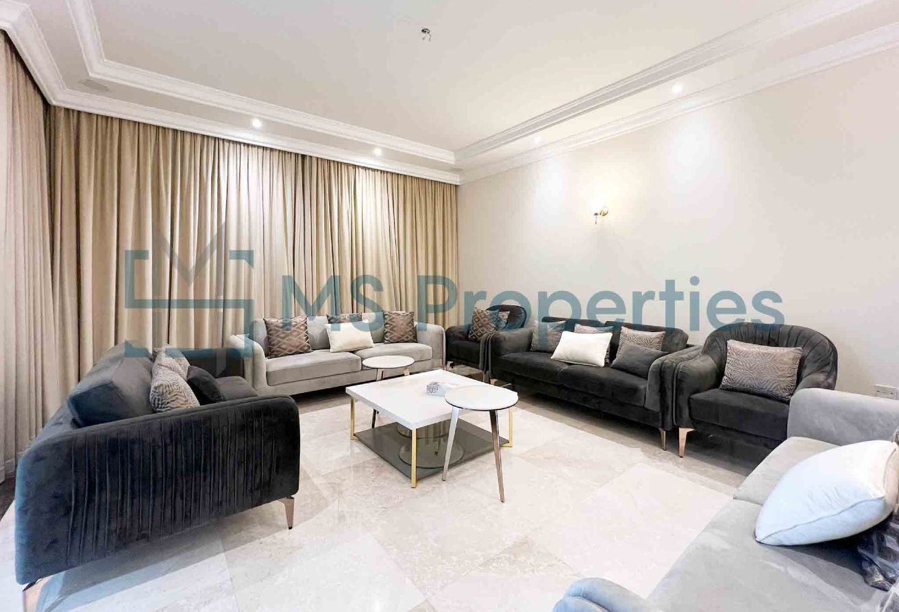 Perfect Space | 5BR+Maids Villa | View Balcony
