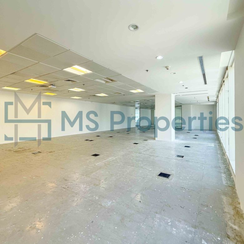 Amazing City View Office Space in West Bay 490SQM
