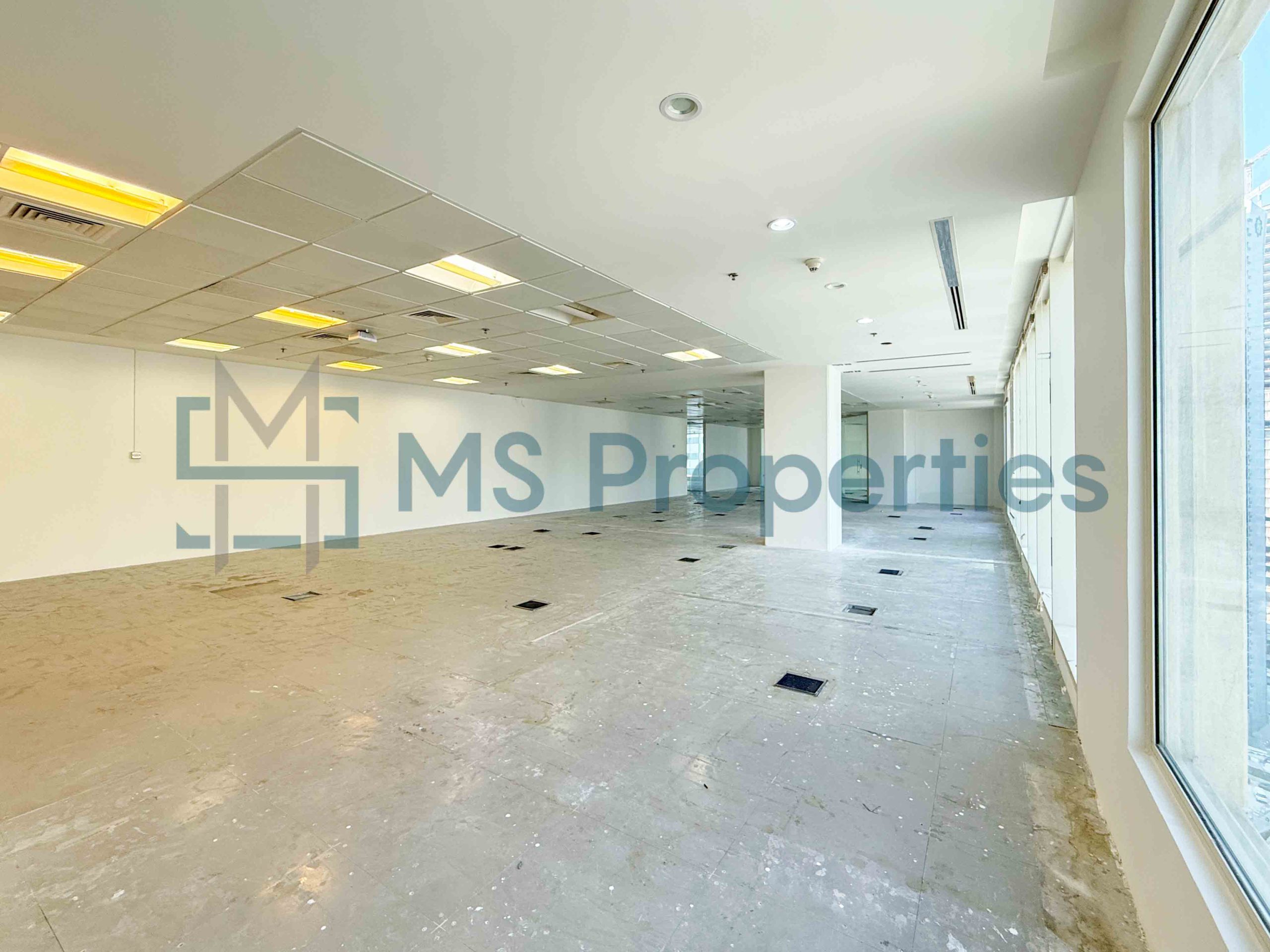 Amazing City View Office Space in West Bay 490SQM