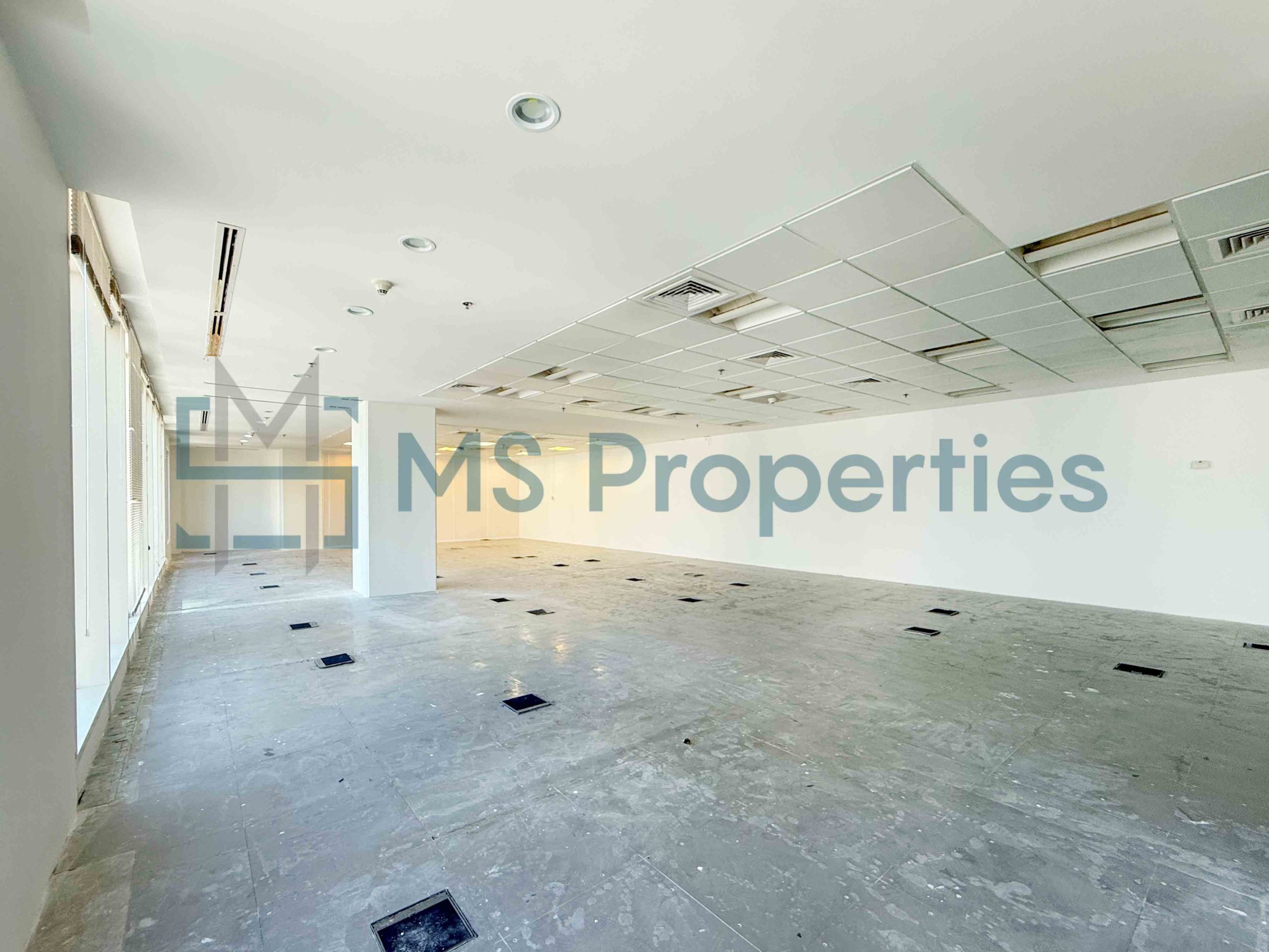 Amazing City View Office Space in West Bay 490SQM