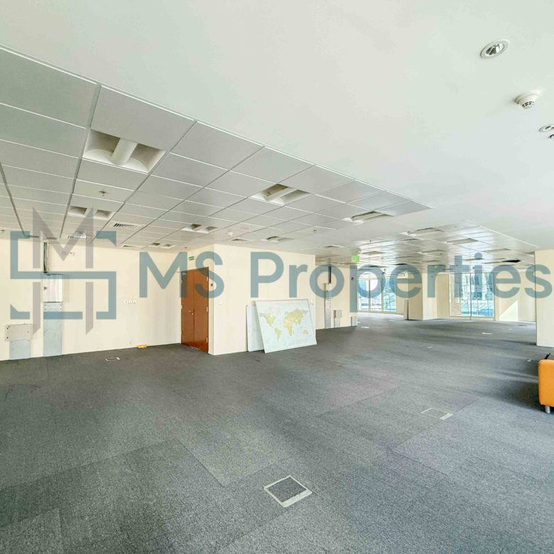 Full Floor Office for Rent with Amazing City View
