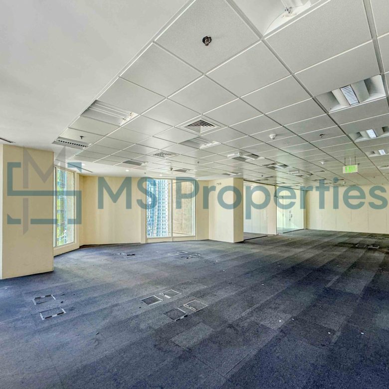 Amazing SemiFitted 245 sqm Office Space in West Bay