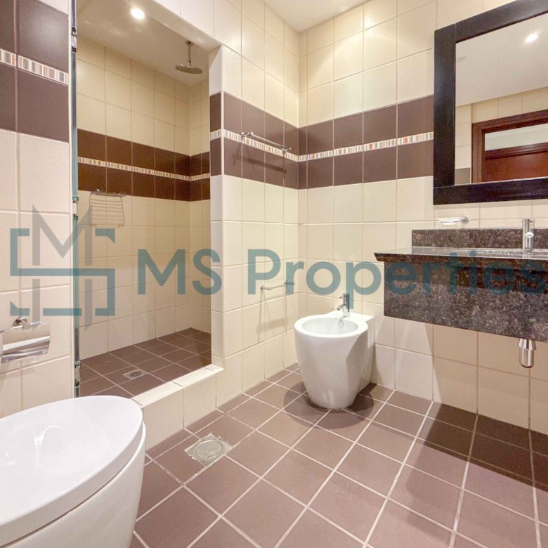 Luxuriously Furnished 2BHK Flats in Prime Area