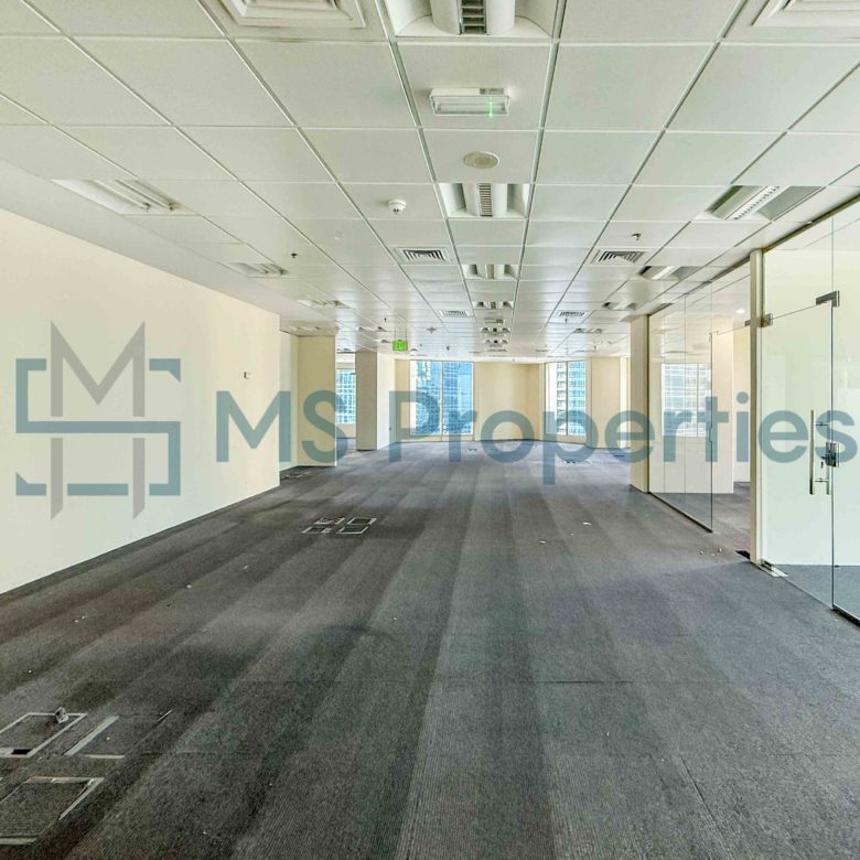 Amazing SemiFitted 245 sqm Office Space in West Bay