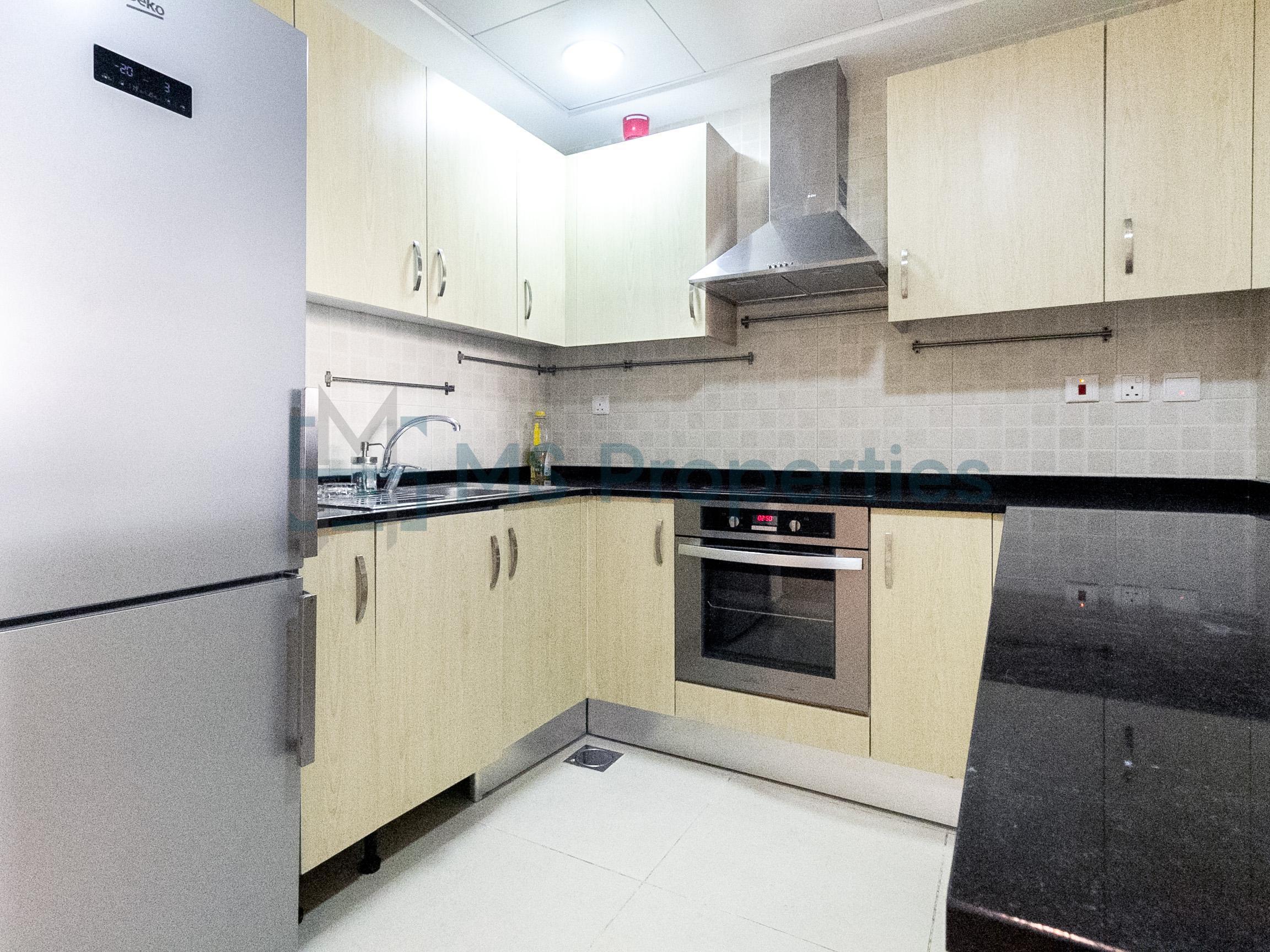 Cozy Studio Apartment with Balcony | +Bills Included