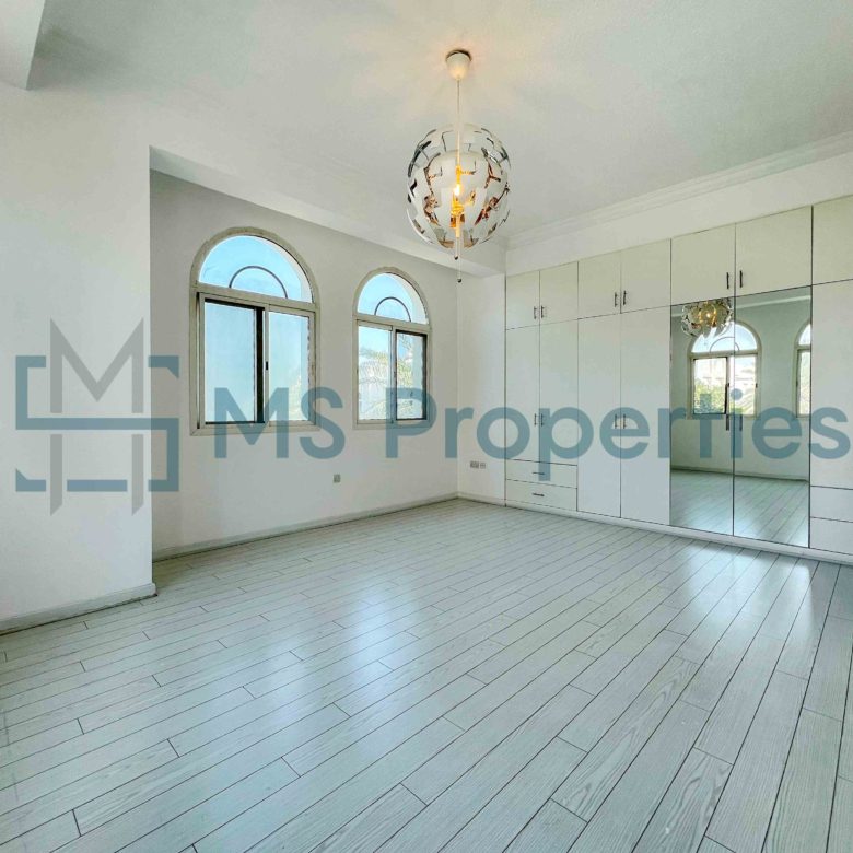 Spacious 4Bedroom+Maid Villa in West Bay Lagoon