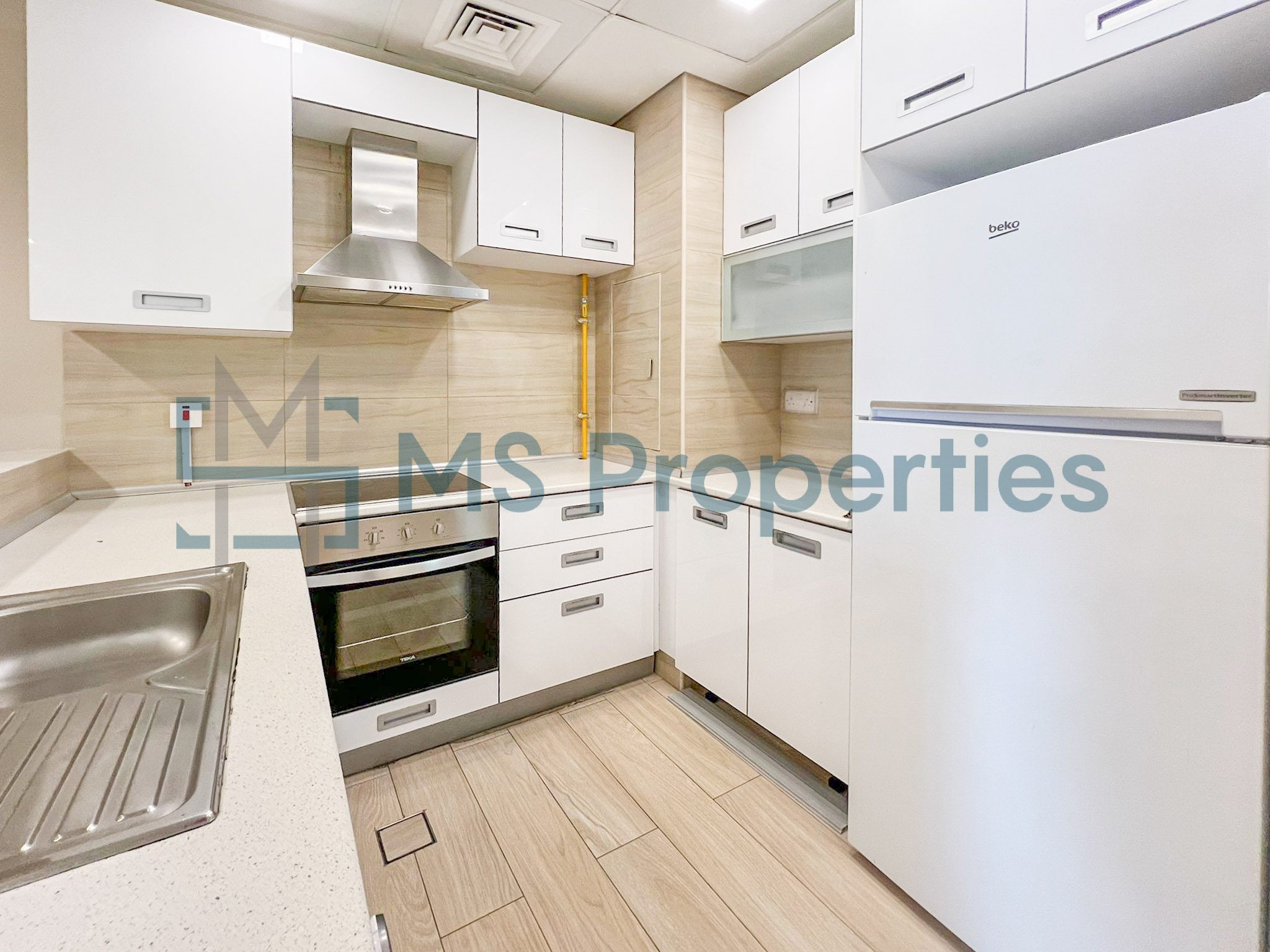 Premium 3BHK Flat in Prime Location | No Commission