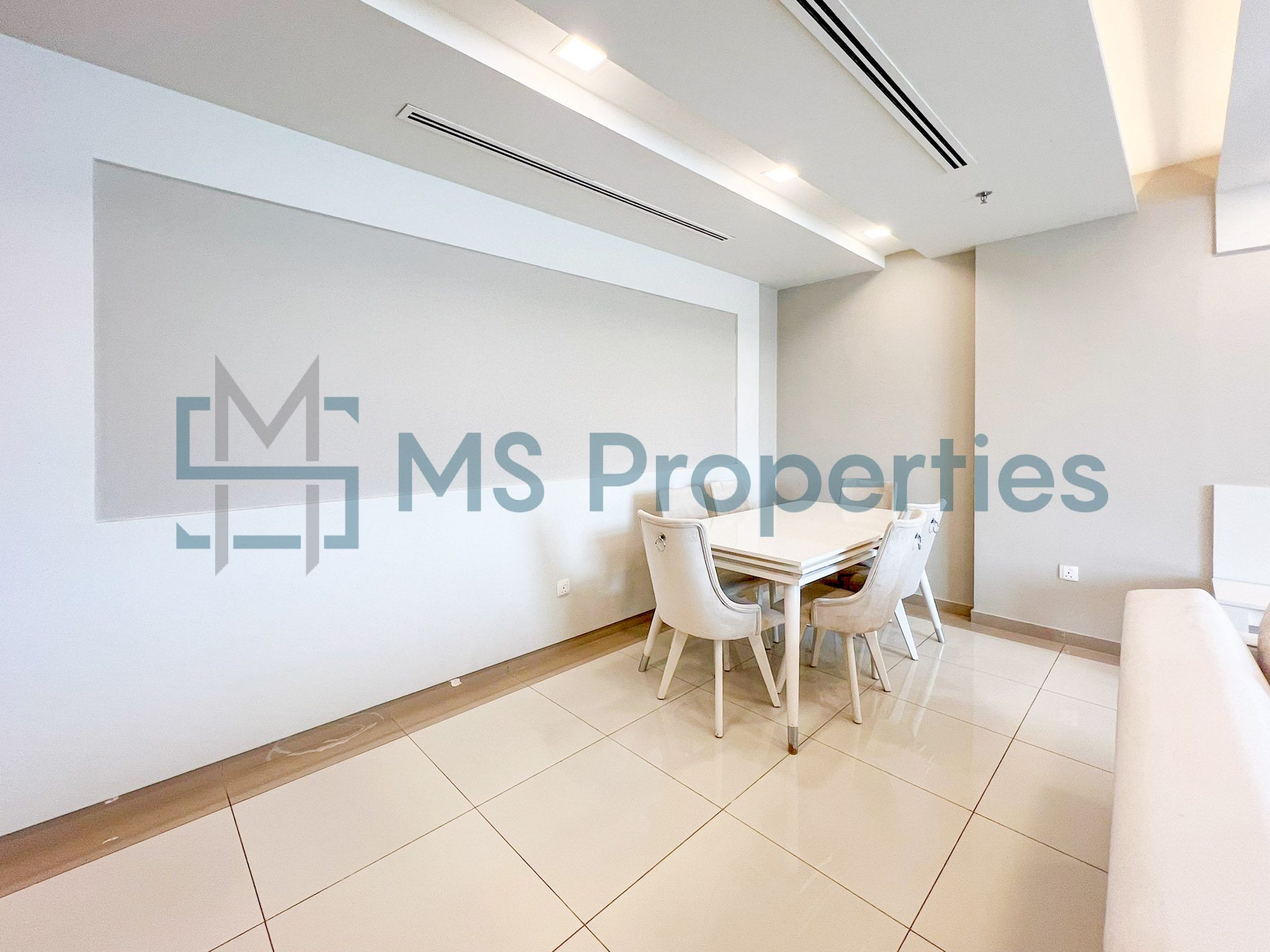 Premium 3BHK Flat in Prime Location | No Commission