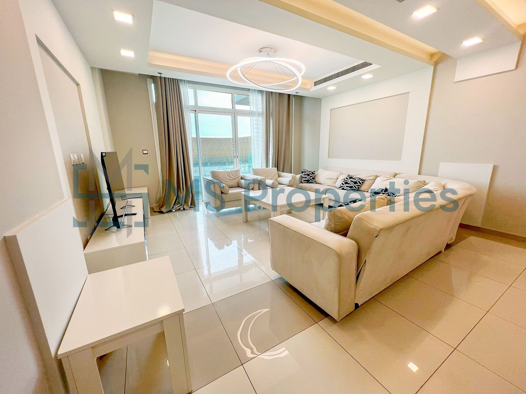 Premium 3BHK Flat in Prime Location | No Commission