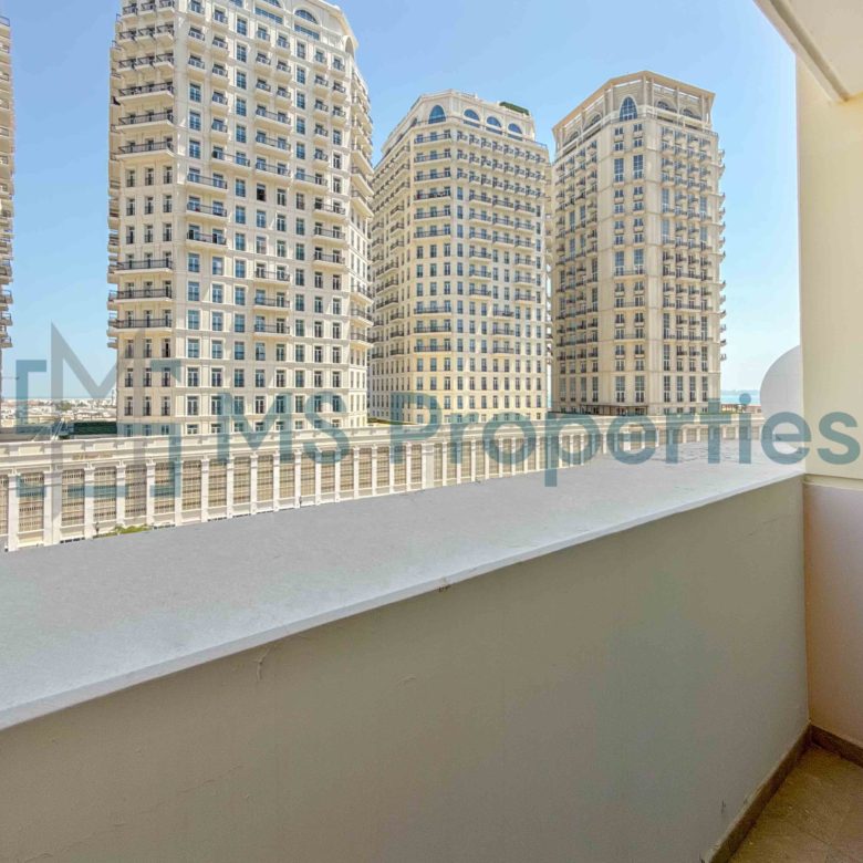 Pristine and Spacious 2BHK Apartment with Balcony