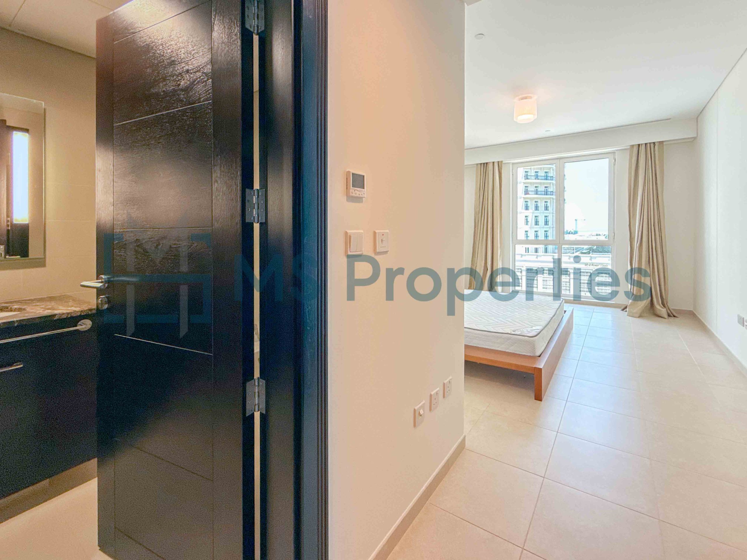 Pristine and Spacious 2BHK Apartment with Balcony