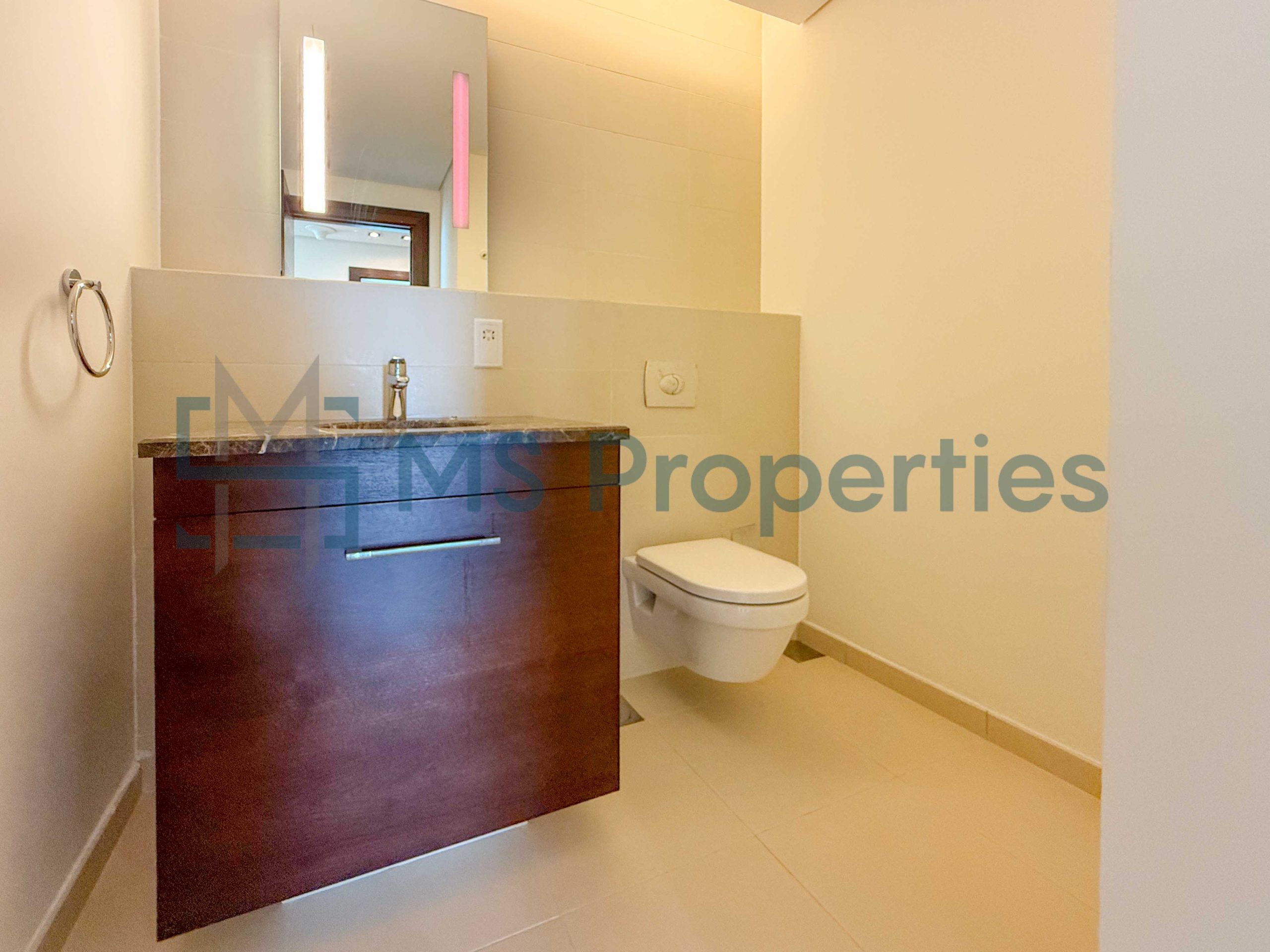 Pristine and Spacious 2BHK Apartment with Balcony