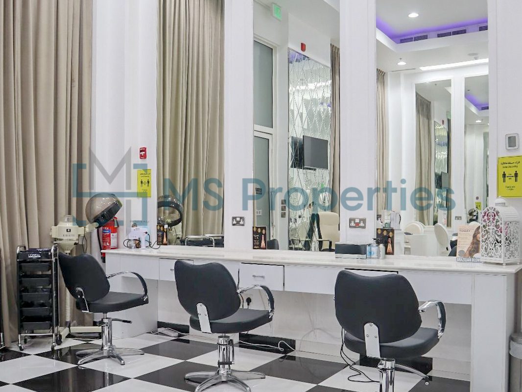 untitled-5 79SQM Cozy Shop in the Heart of The Pearl For Sale