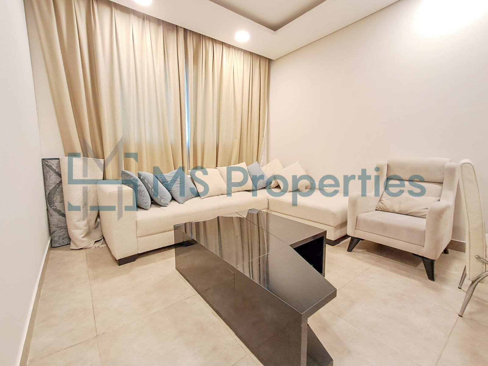 Low Rate | 2BHK Flat with Balcony | Prime Location