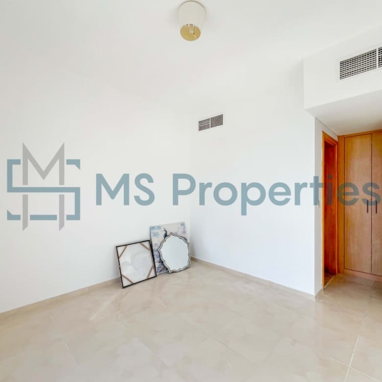 Spacious 3BHK Flat | Balcony | For Sale | Great Investment
