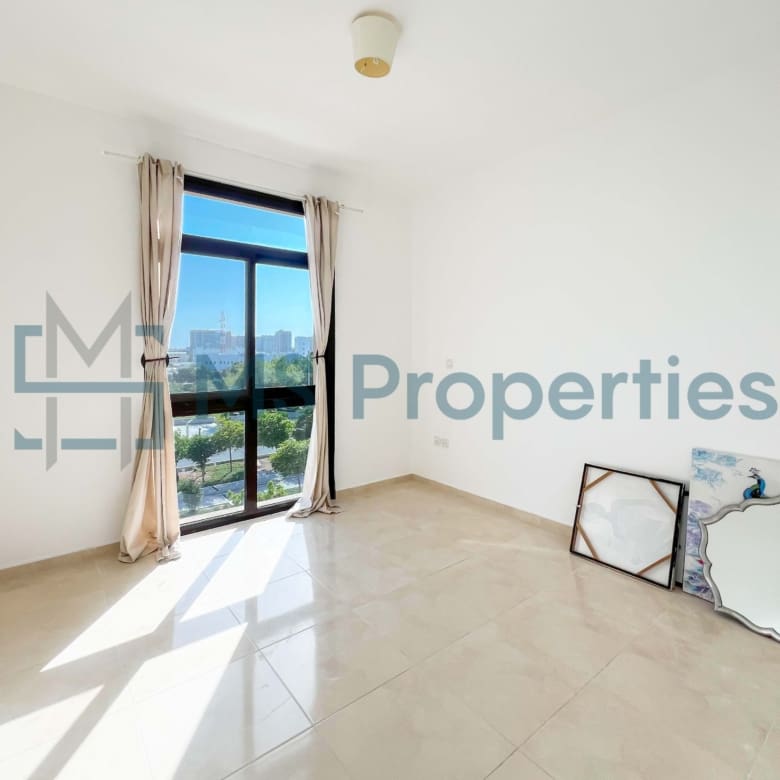 Spacious 3BHK Flat | Balcony | For Sale | Great Investment