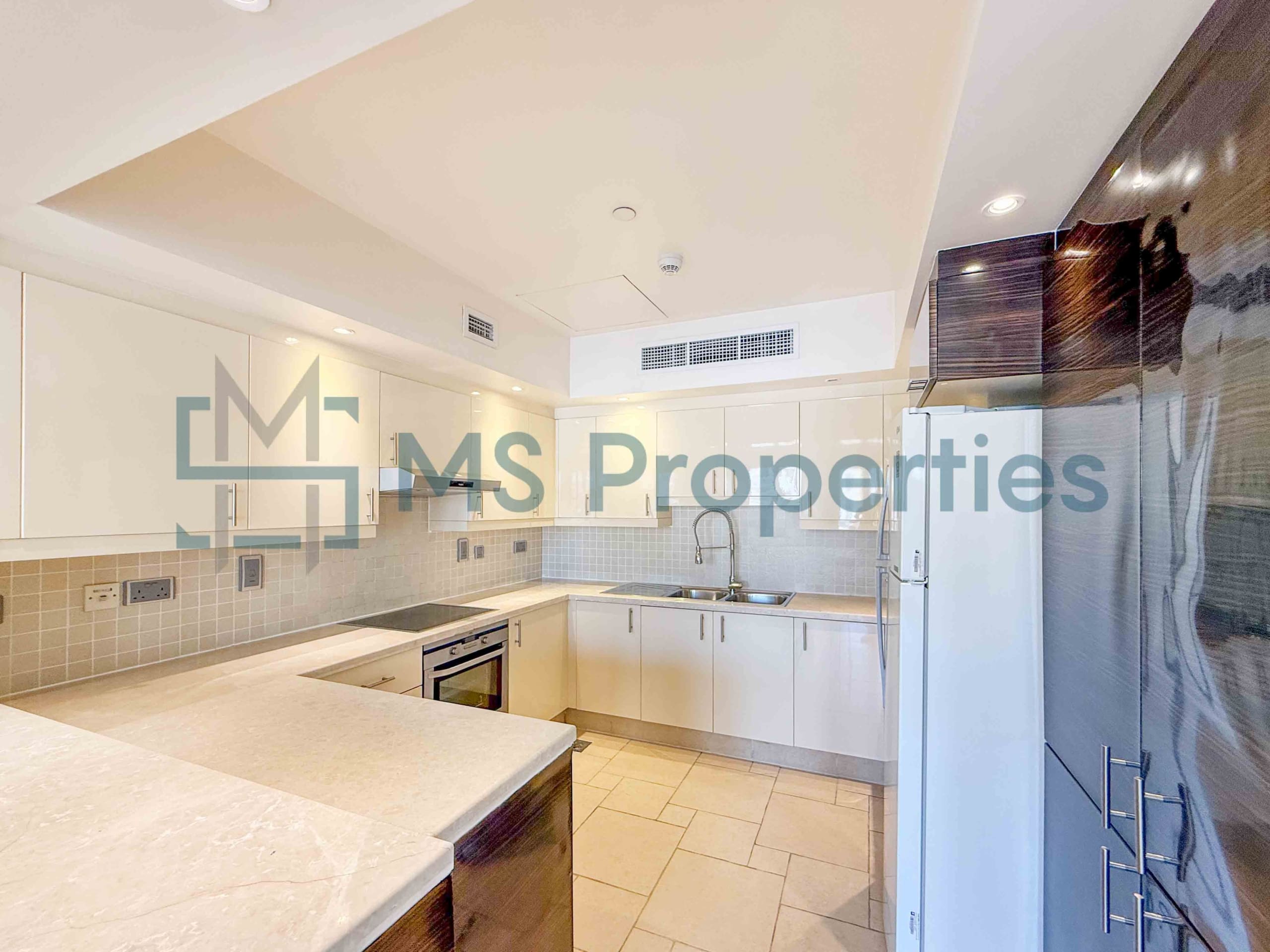 Peaceful and Cozy 2BHK Flat in Prime Area of Pearl