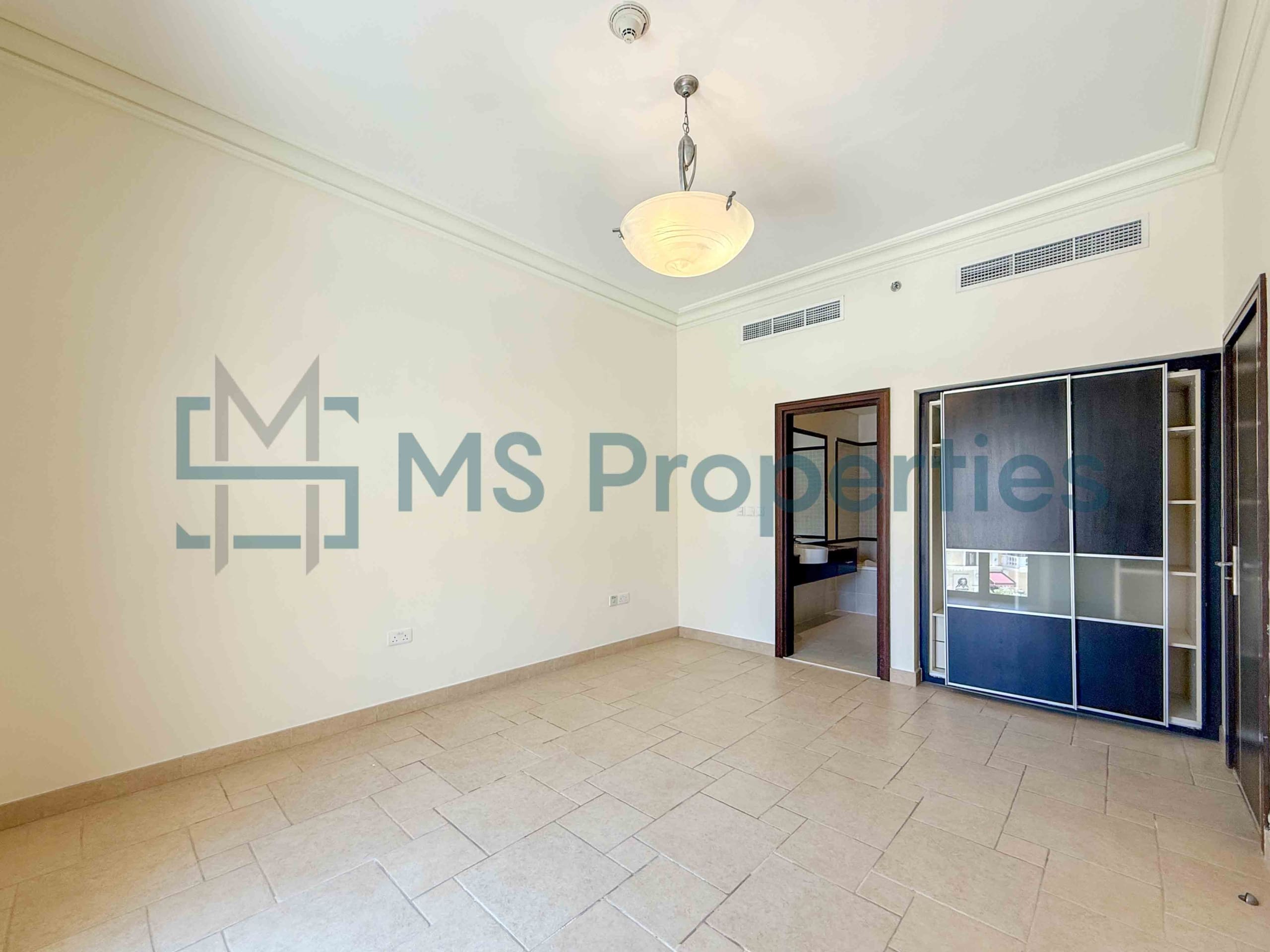 Peaceful and Cozy 2BHK Flat in Prime Area of Pearl