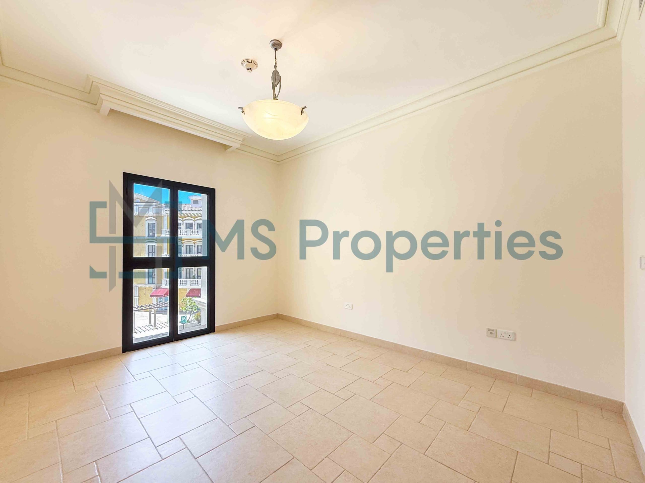Peaceful and Cozy 2BHK Flat in Prime Area of Pearl