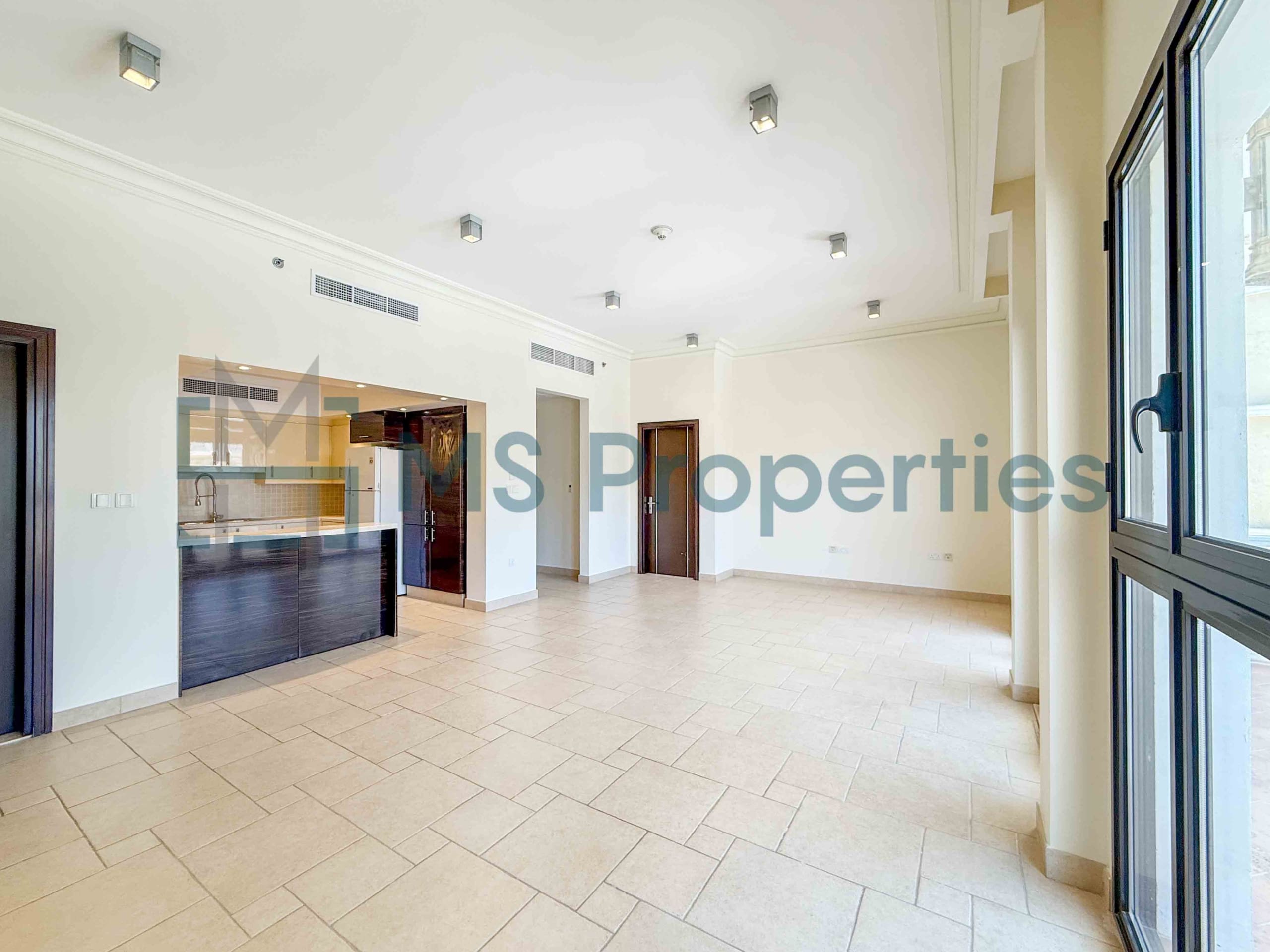 Peaceful and Cozy 2BHK Flat in Prime Area of Pearl