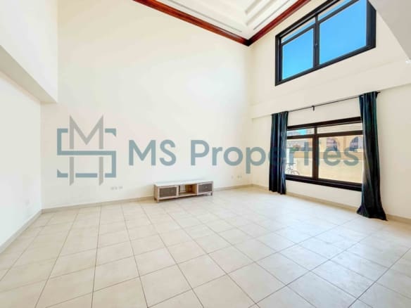 Exquisite 3BR Townhouse with Amenities Access