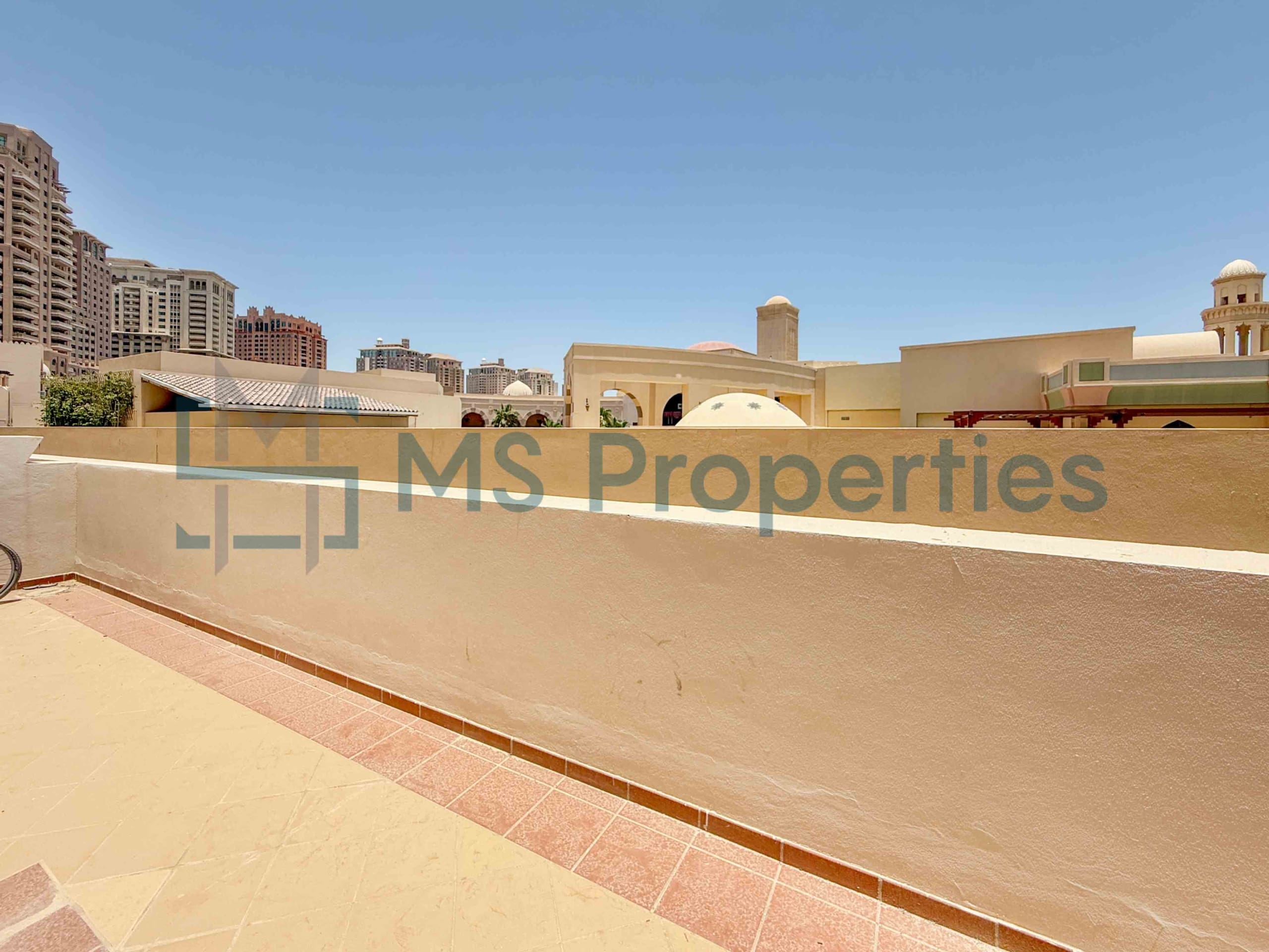 Exquisite 3BR Townhouse with Amenities Access