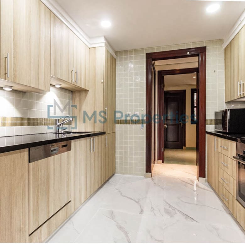 Exquisite 3BR Townhouse with Amenities Access