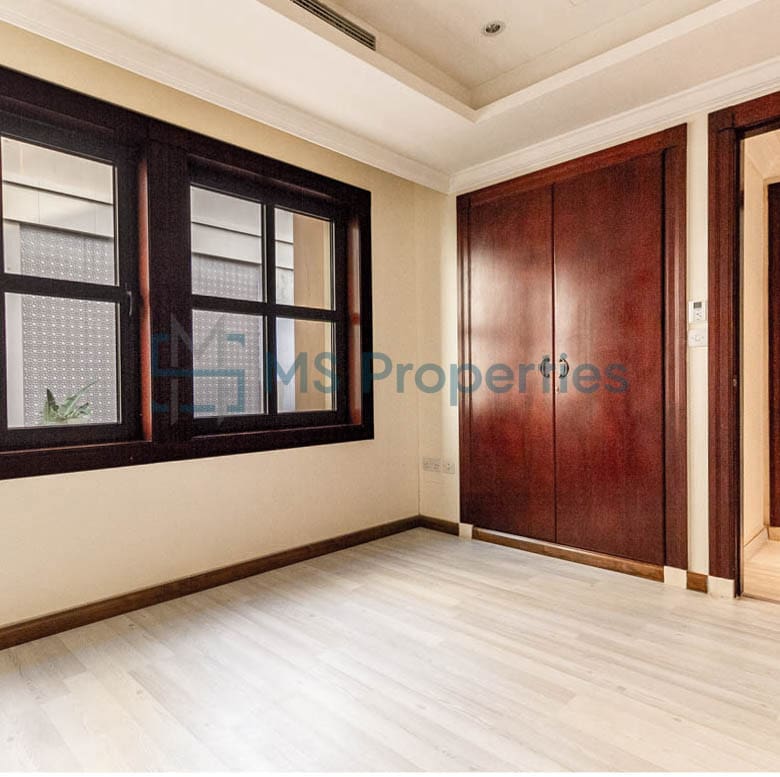 Exquisite 3BR Townhouse with Amenities Access