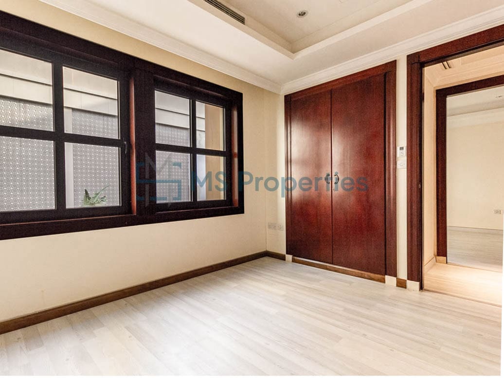 Exquisite 3BR Townhouse with Amenities Access