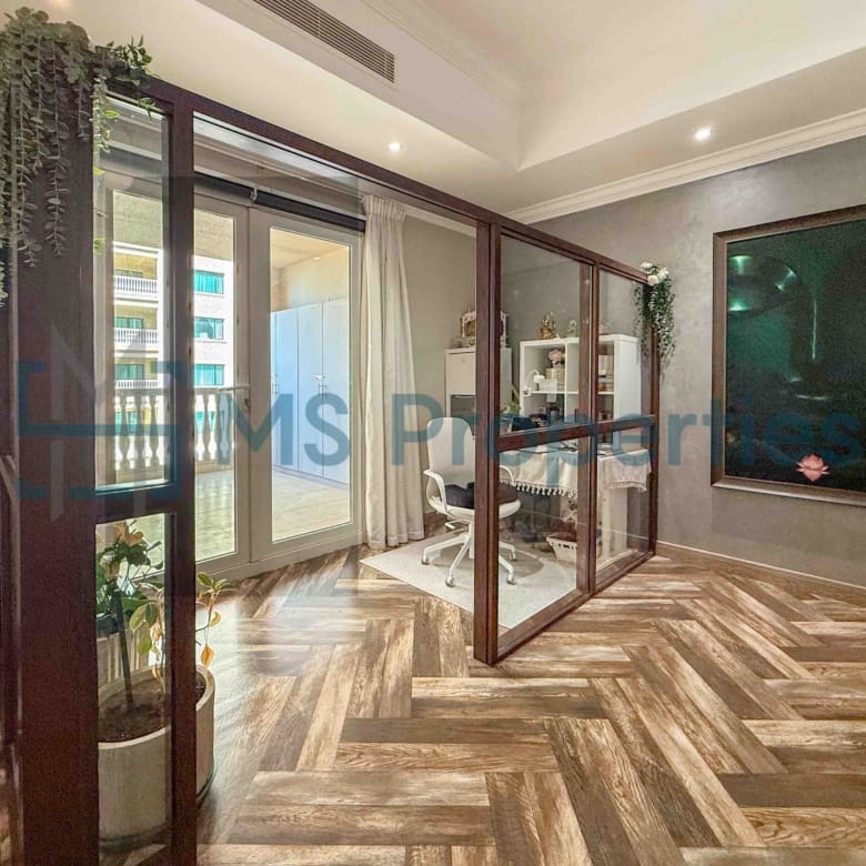 Stunning and Breath-taking 2BHK in Prime area of The Pearl
