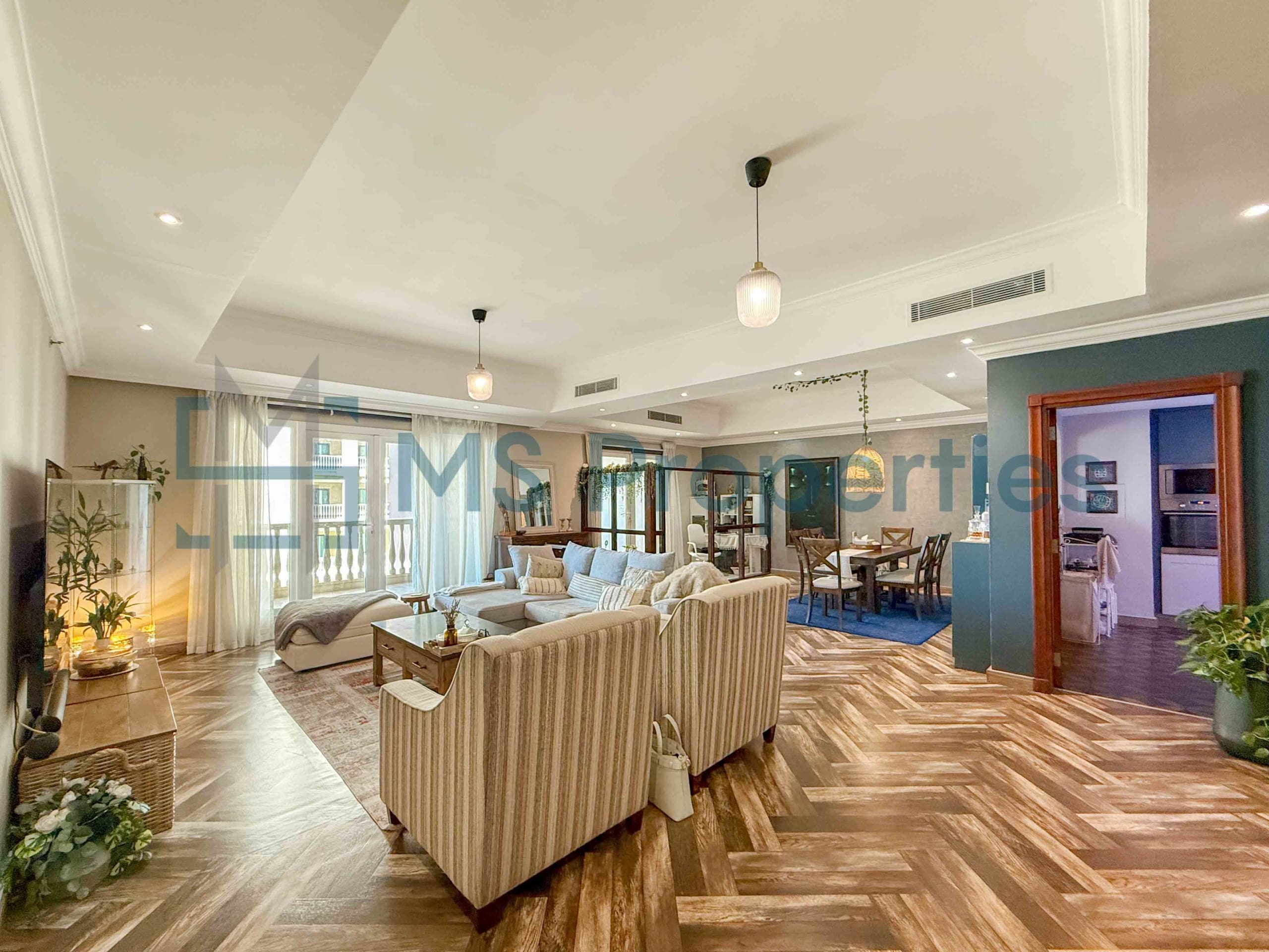 Stunning and Breath-taking 2BHK in Prime area of The Pearl