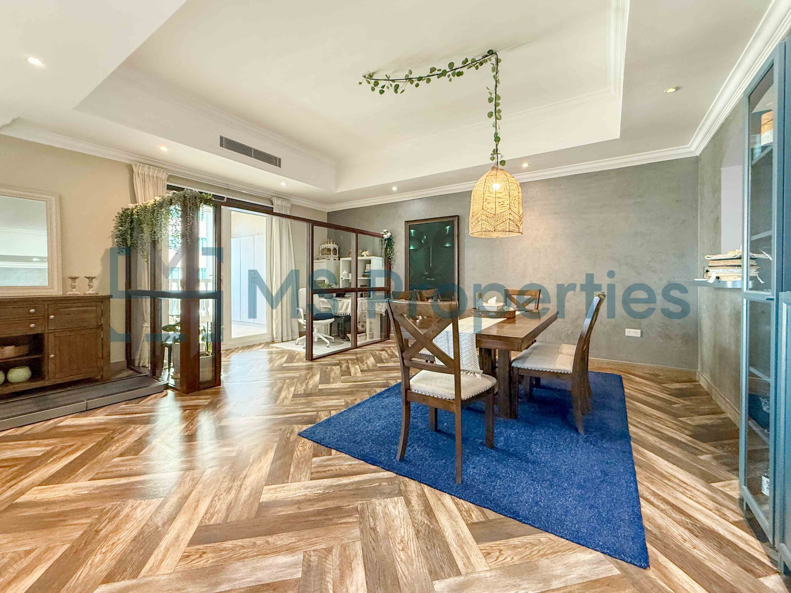 Stunning and Breath-taking 2BHK in Prime area of The Pearl