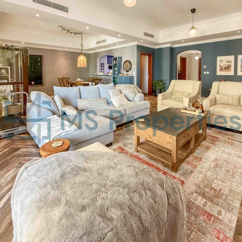 Stunning and Breath-taking 2BHK in Prime area of The Pearl