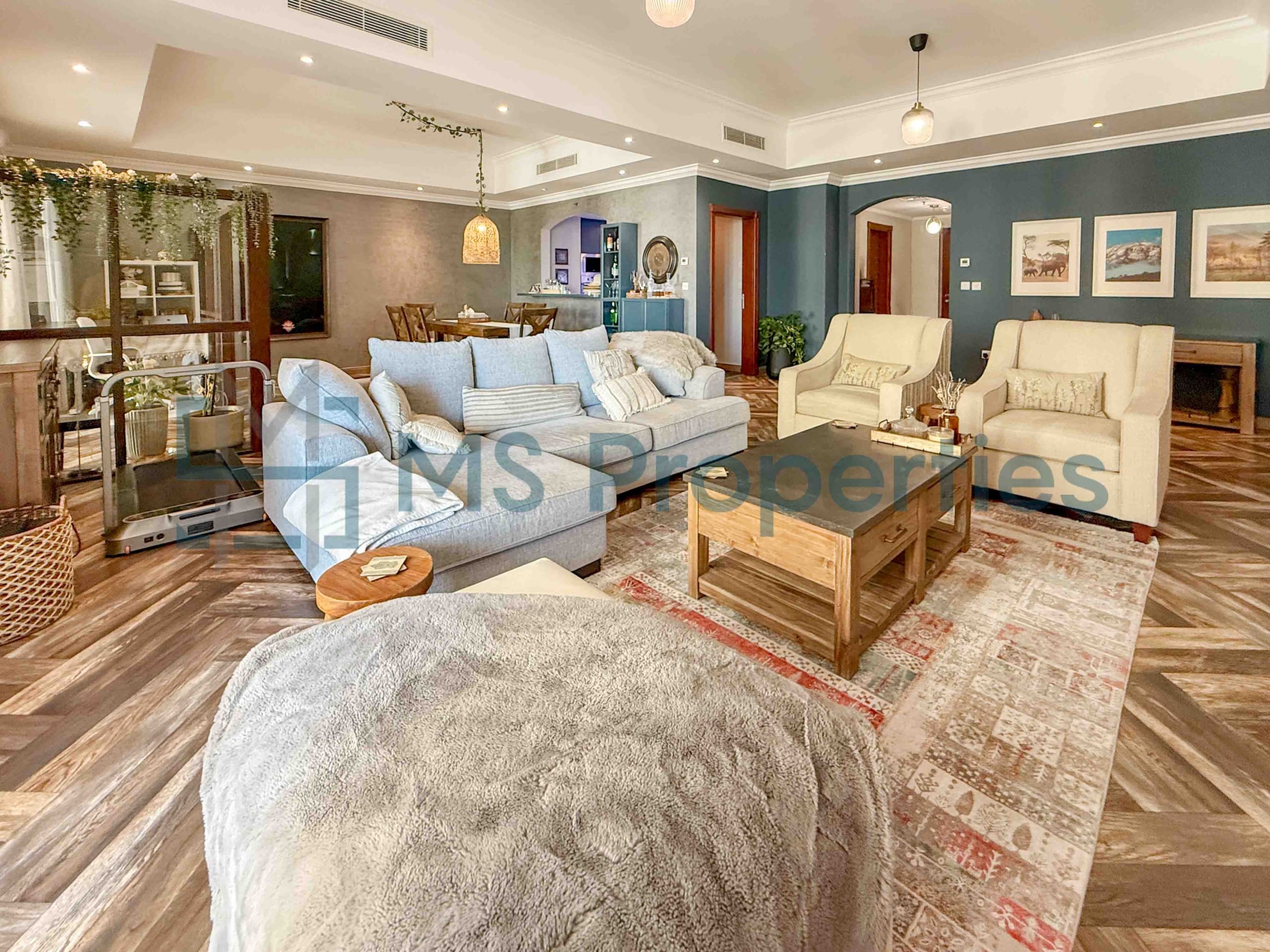 T9_202_-18 Stunning and Breath-taking 2BHK in Prime area of The Pearl