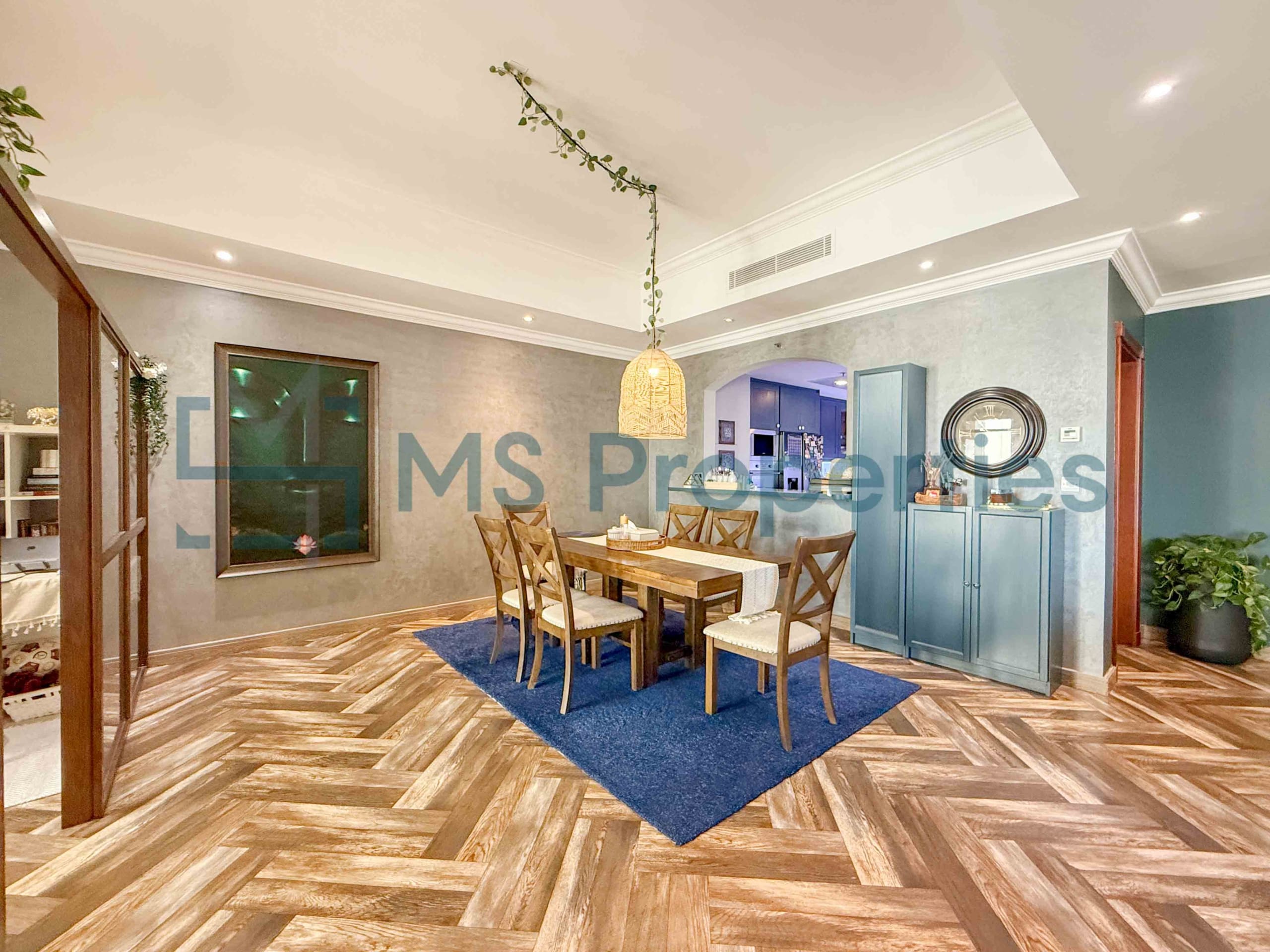 Stunning and Breath-taking 2BHK in Prime area of The Pearl